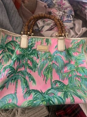 Lilly Pulitzer bamboo hand bag pls read